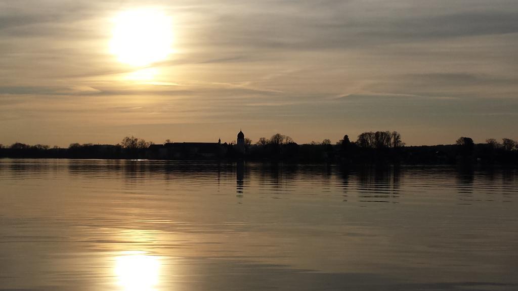 Peterlhaus Hotel Frauenchiemsee Kültér fotó